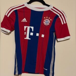 Adidas Kids Bayern Munich Striped Red and Blue Jersey - US Youth S - UK Y9-10